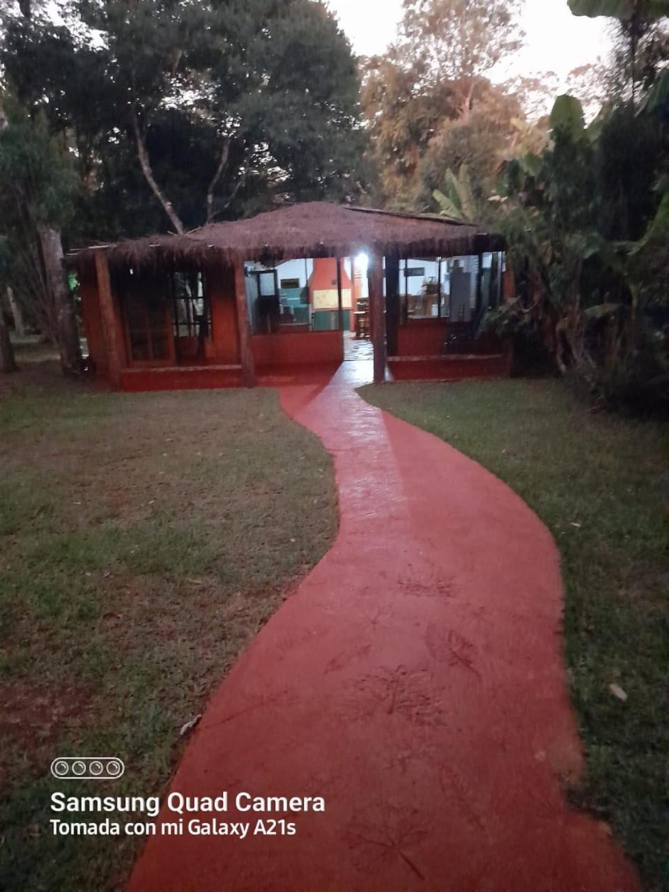 Yasi Yatere Reserva Agroecologica El Soberbio Bagian luar foto